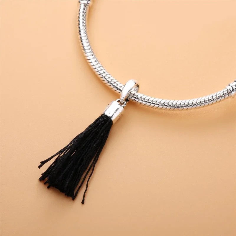(kép) PANDORA Textile függő charm, Fekete szövet bojt - Megtekintés 4