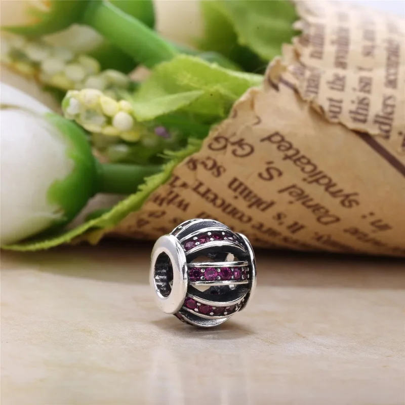 (kép) PANDORA Áttört mintás hordó alakú charm - 791115CZ - Megtekintés 4
