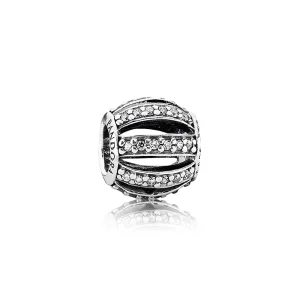 (kép) PANDORA Áttört mintás hordó alakú charm - 791115CZ