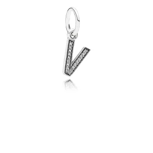 (kép) PANDORA V betű függő charm - 791334CZ