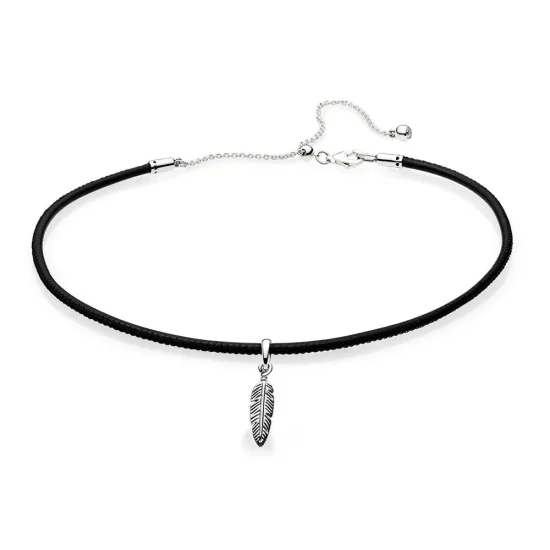 (kép) PANDORA Fonottbőr Choker & Toll medál