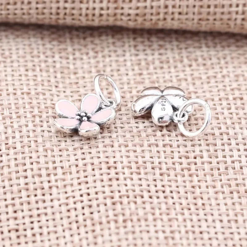 (kép) PANDORA Sterling ezüst medál rózsaszín tűzzománccal - 390347EN40 - Megtekintés 2