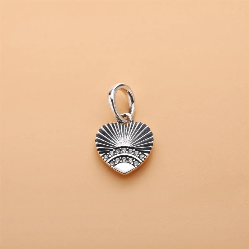 (kép) PANDORA Vintage szívalakú legyező - 397286CZ - Megtekintés 2
