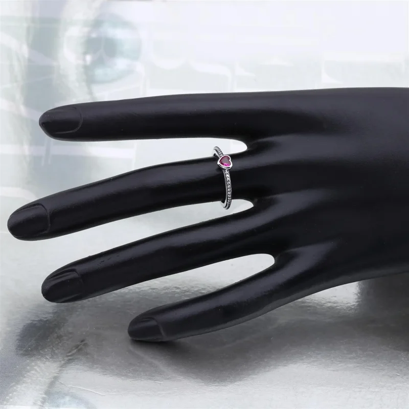 (kép) PANDORA Sterling ezüst szíves gyűrű piros szintetikus rubinttal - 190896SGR - Megtekintés 4