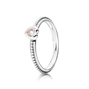 PANDORA Sterling ezüst szíves gyűrű rózsaszín szintetikus zafírral - 190896SLP (kép) PANDORA Sterling ezüst szíves gyűrű rózsaszín szintetikus zafírral - 190896SLP