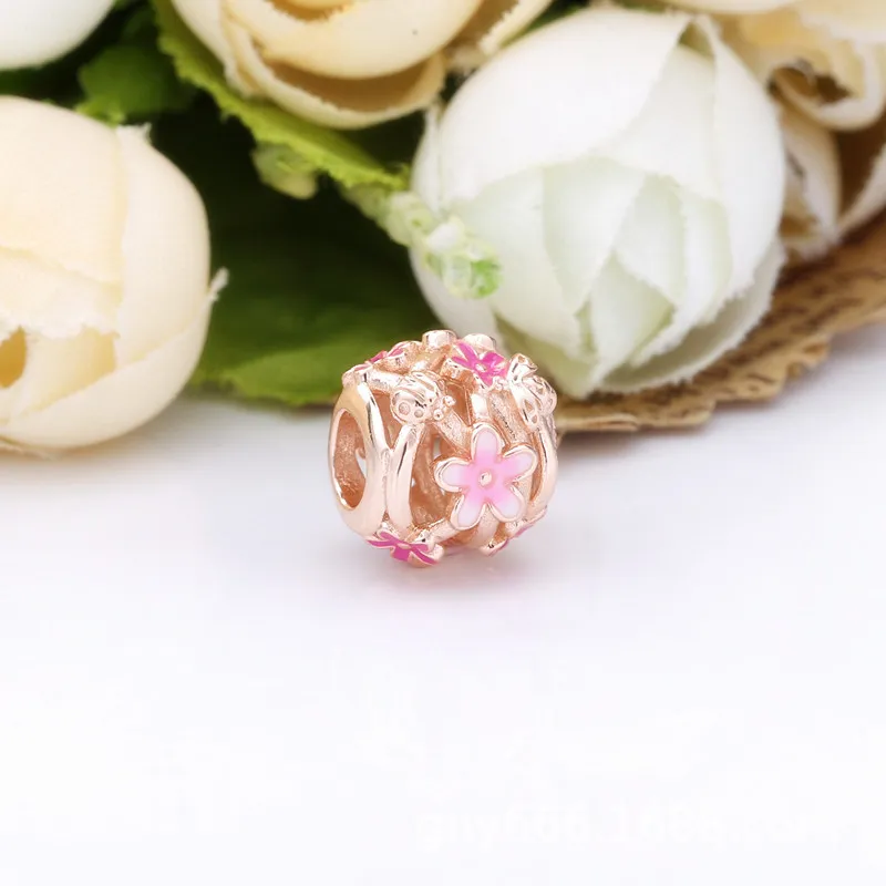 (kép) PANDORA áttört rózsaszín százszorszép charm - 788772C01 - Megtekintés 3