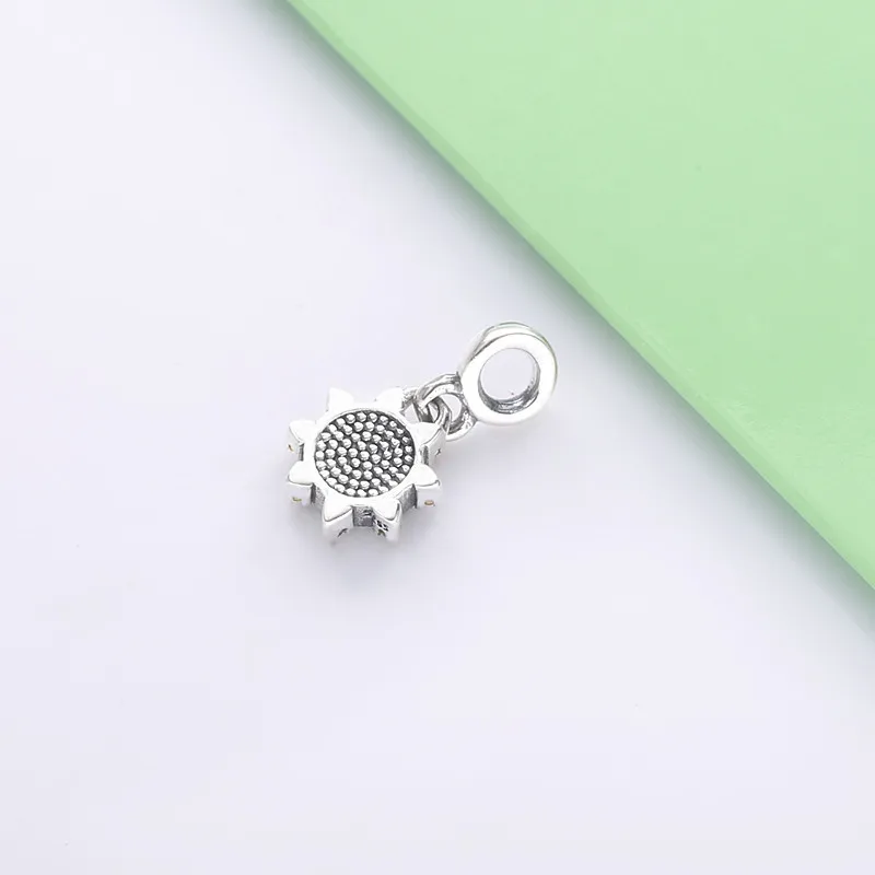 (kép) PANDORA Az én nyári Napom függő charm - 798976C01 - Megtekintés 3